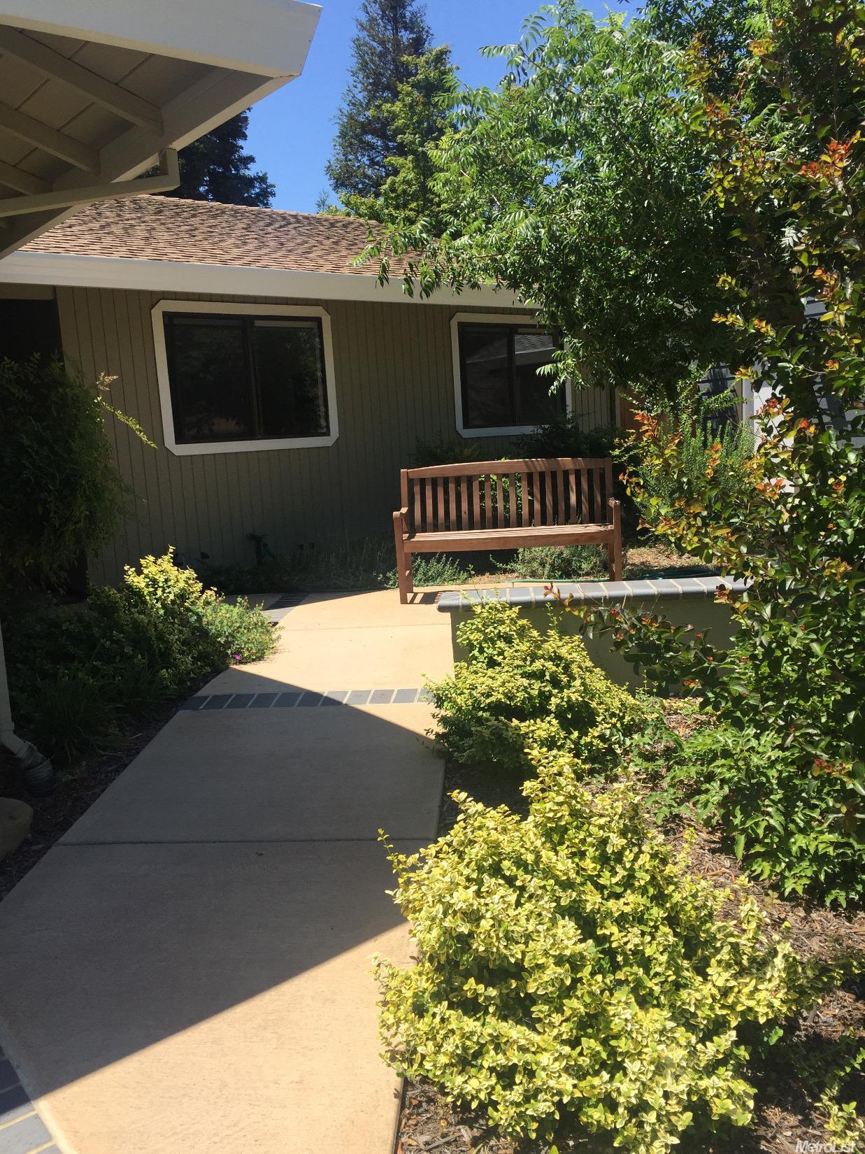 1908 Humboldt Ave, Davis, CA 95616 photo 2
