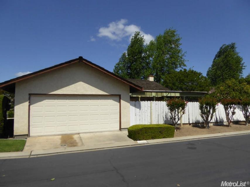 2124 Brigadoon Walk, Manteca, CA 95336 photo 2