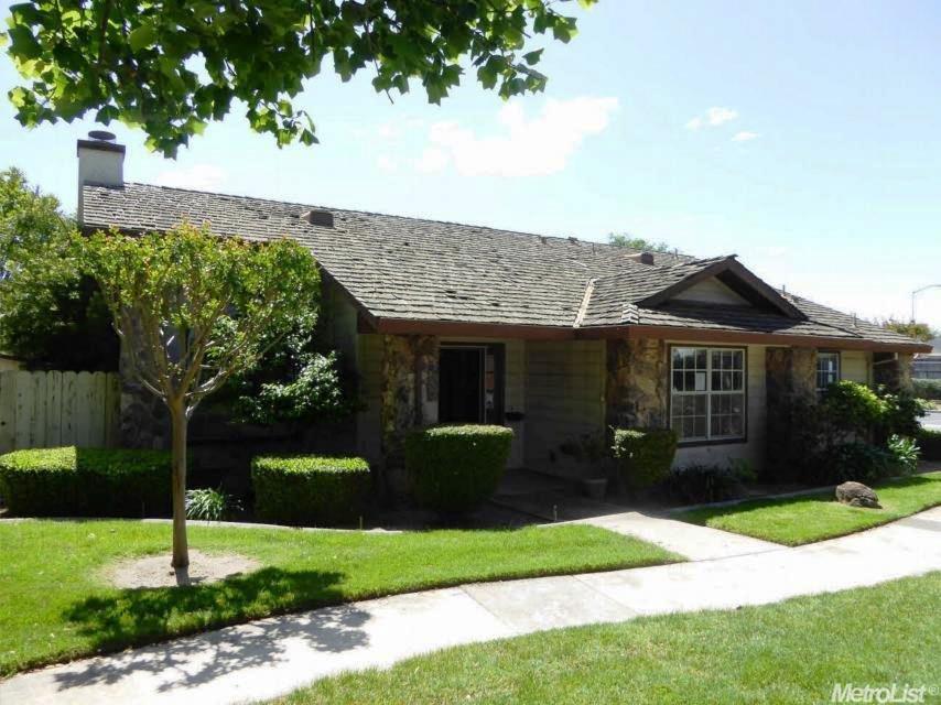 2124 Brigadoon Walk, Manteca, CA 95336 photo 1