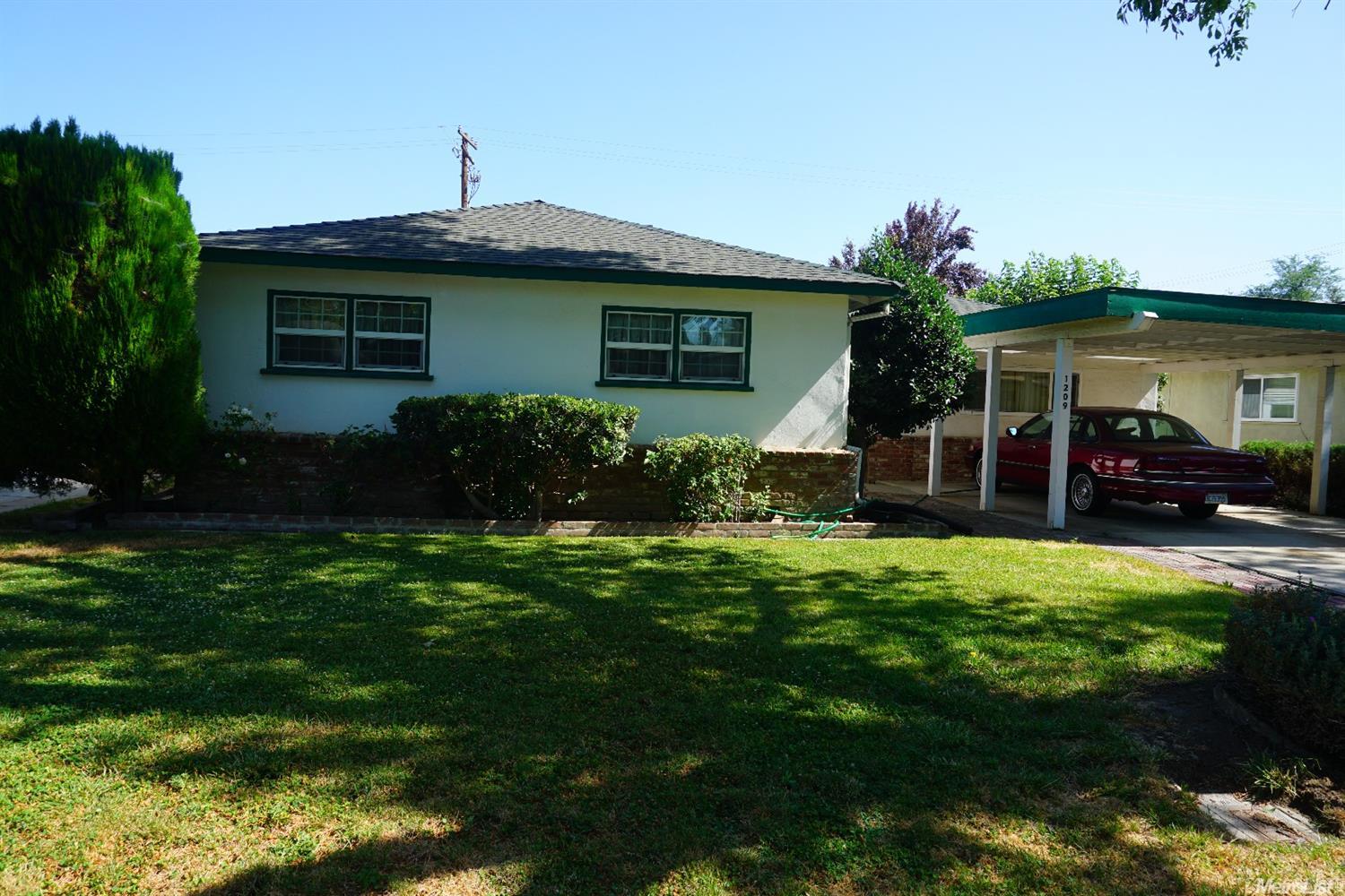 1209 Chadwick Ct, Modesto, CA 95350 photo 1