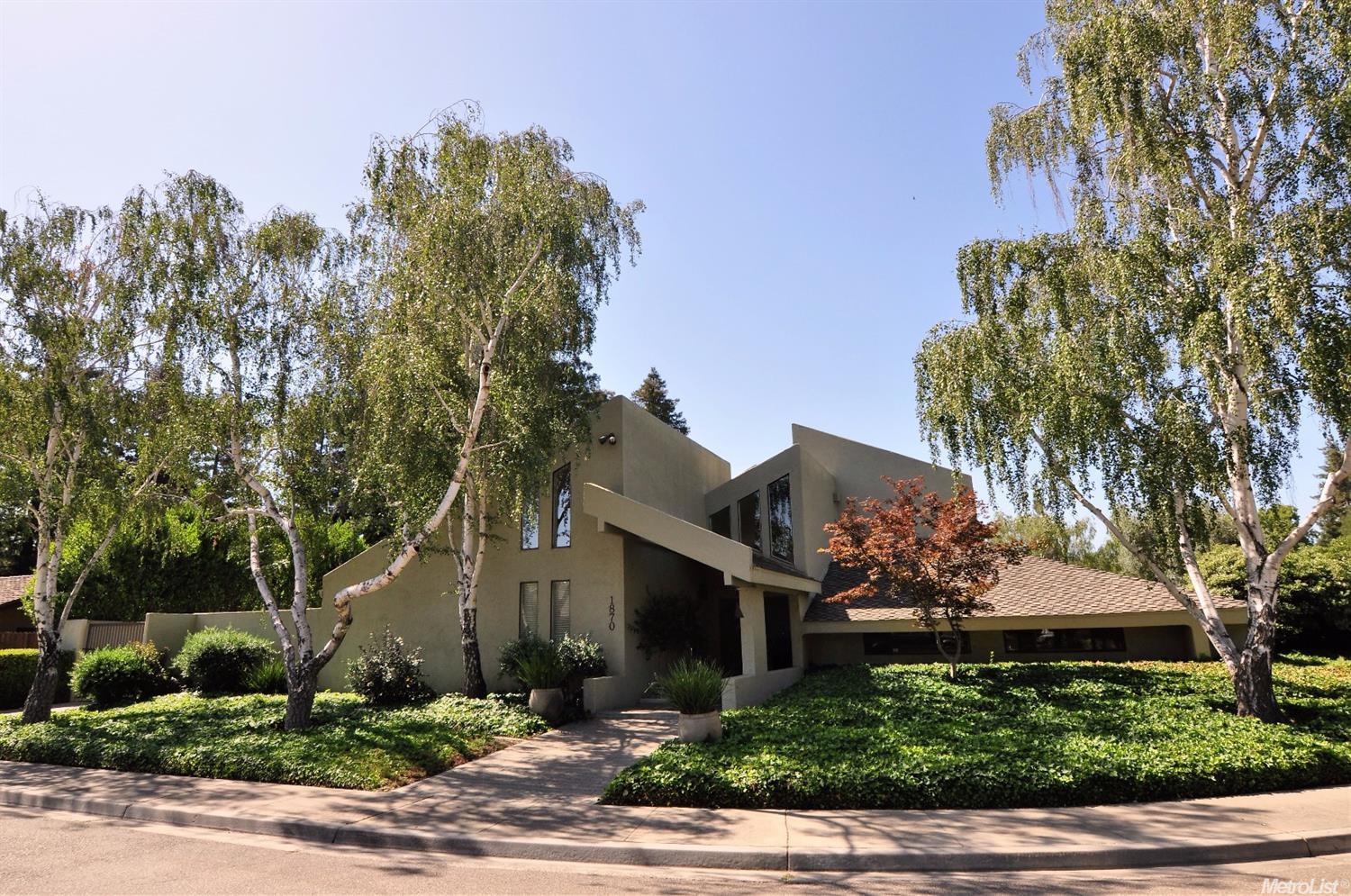 1870 Simon Dr, Turlock, CA 95382 photo 1
