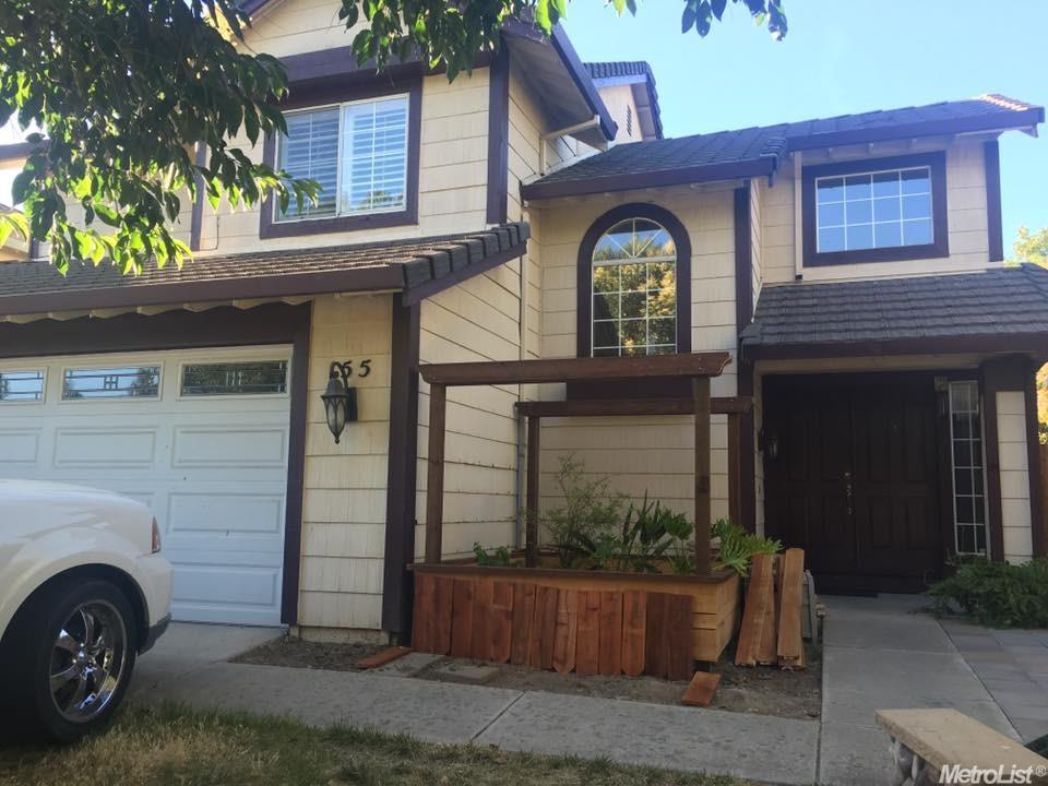 155 W Ferdinand St, Tracy, CA 95376 photo 1
