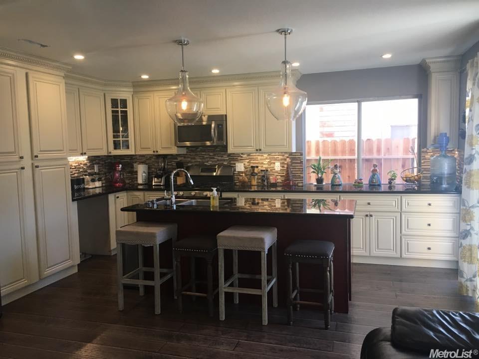 155 W Ferdinand St, Tracy, CA 95376 photo 4