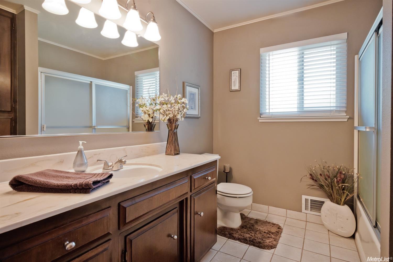 6600 E Grayson Rd, Hughson, CA 95326 photo 5