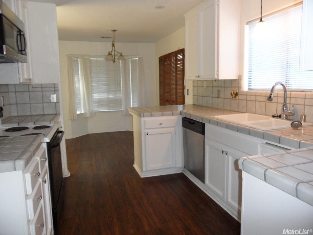 1235 Canvasback Ln, Manteca, CA 95337 photo 3