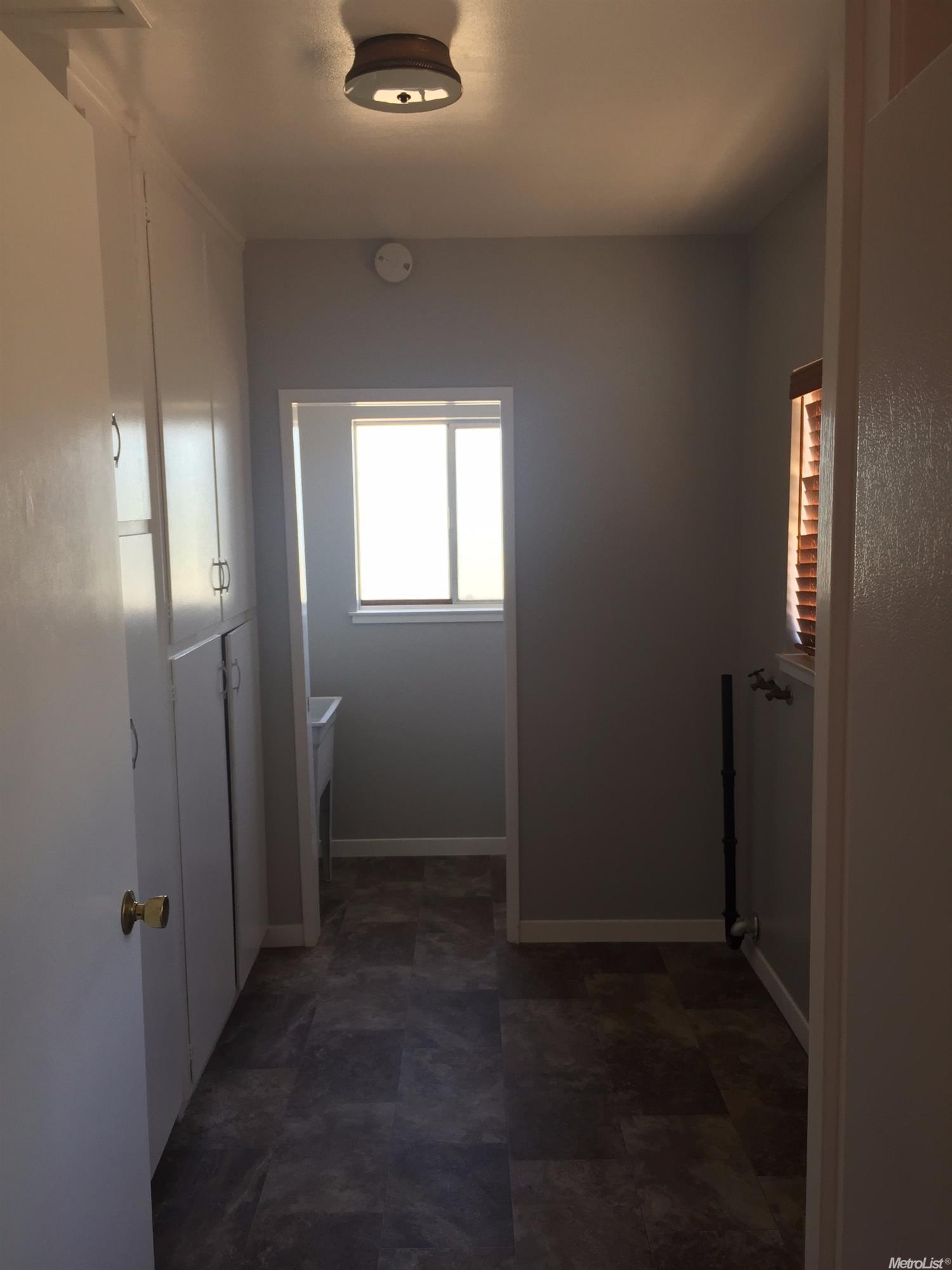 1606 Walnut Ave, Patterson, CA 95363 photo 9
