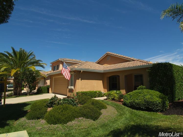 3113 Flushing Meadows Dr, Modesto, CA 95355 photo 2