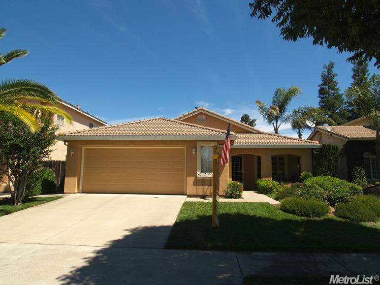 3113 Flushing Meadows Dr, Modesto, CA 95355 photo 1