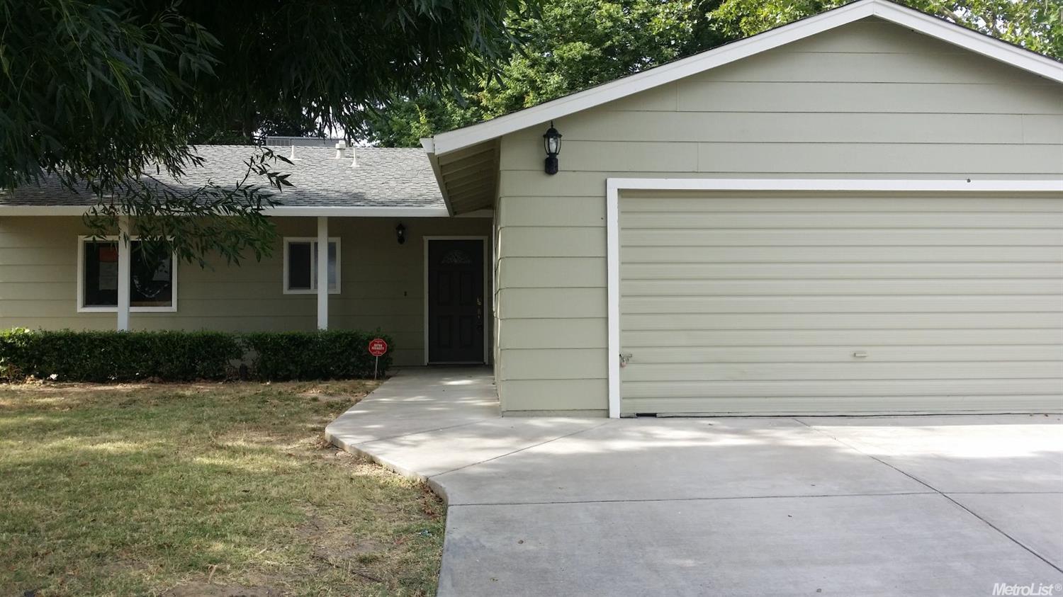1886 18th St, Olivehurst, CA 95961 photo 2