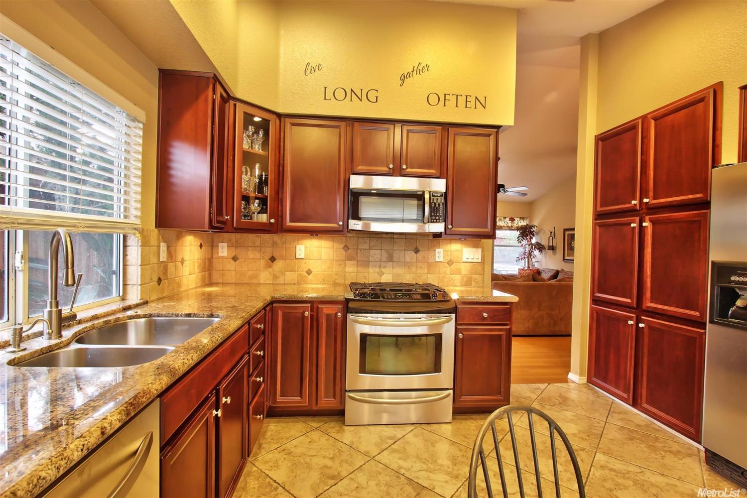 8254 Heath Peak Pl, Antelope, CA 95843 photo 12