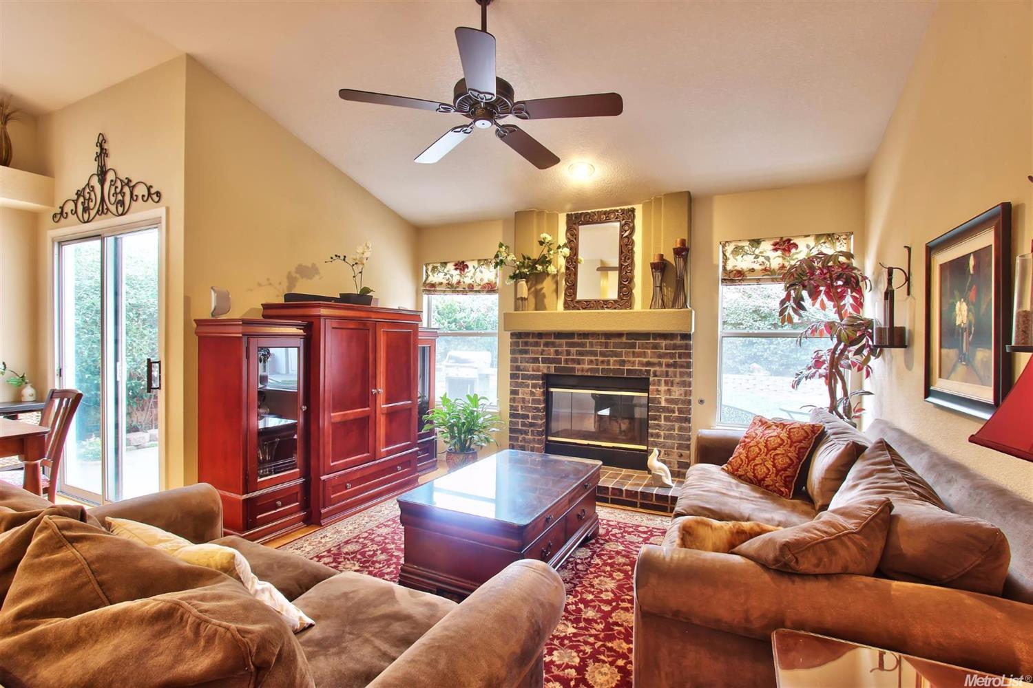 8254 Heath Peak Pl, Antelope, CA 95843 photo 4