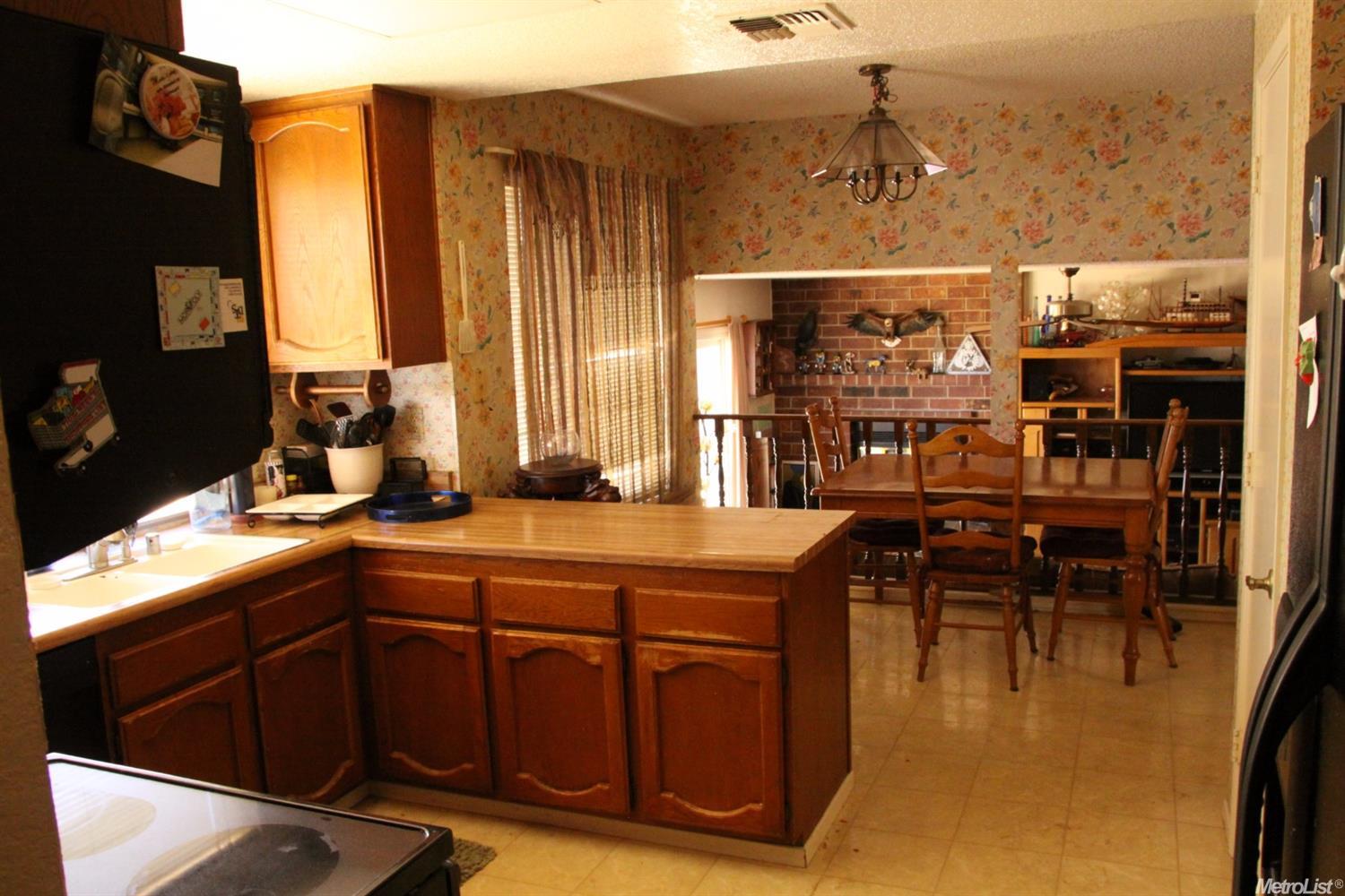 7706 Black Bear Dr, Antelope, CA 95843 photo 5