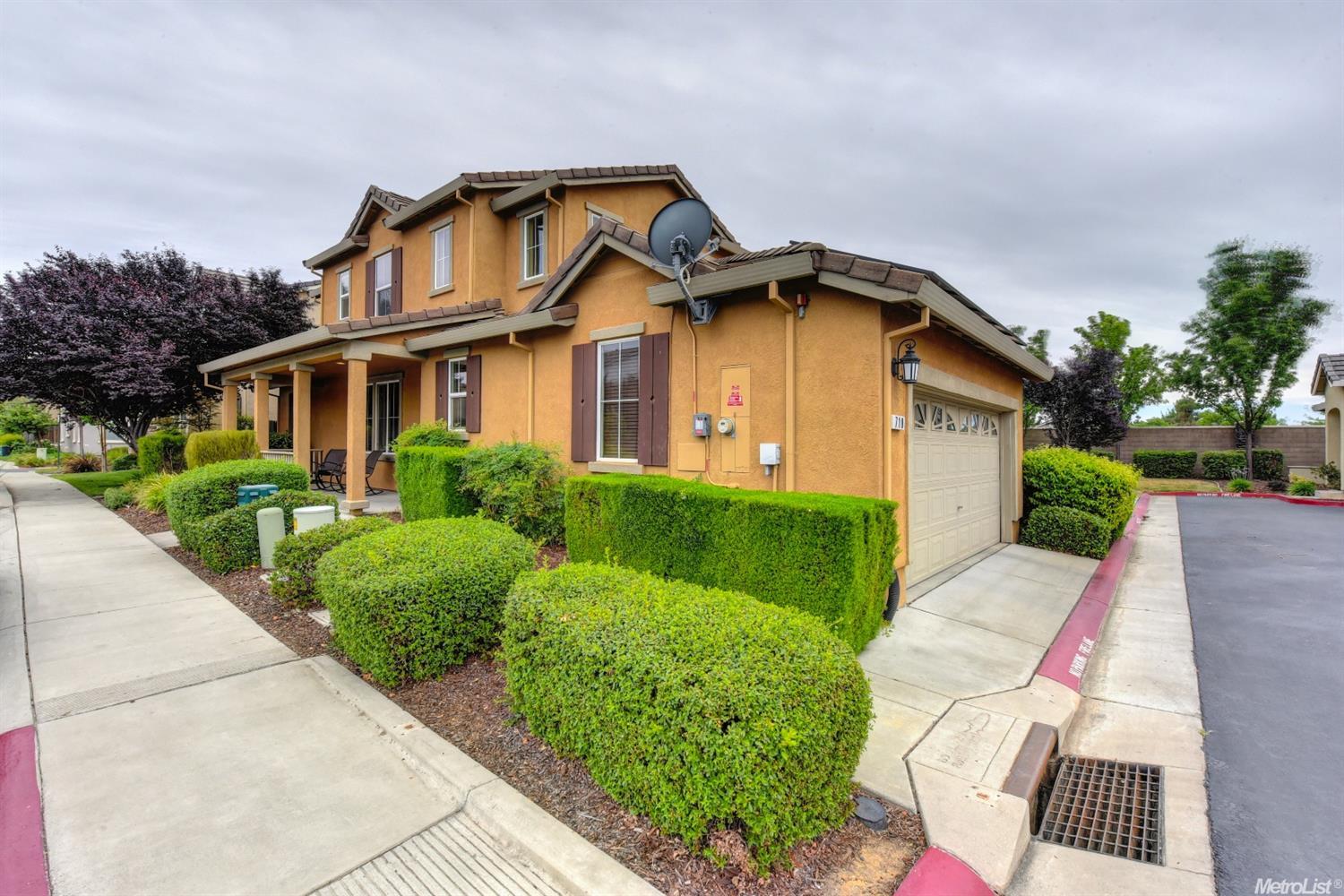 710 Courtyards Loop, Lincoln, CA 95648 photo 3