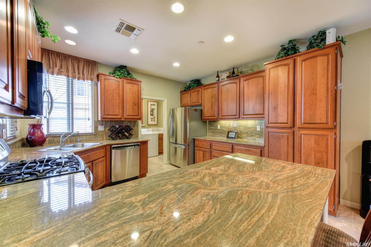 710 Courtyards Loop, Lincoln, CA 95648 photo 12