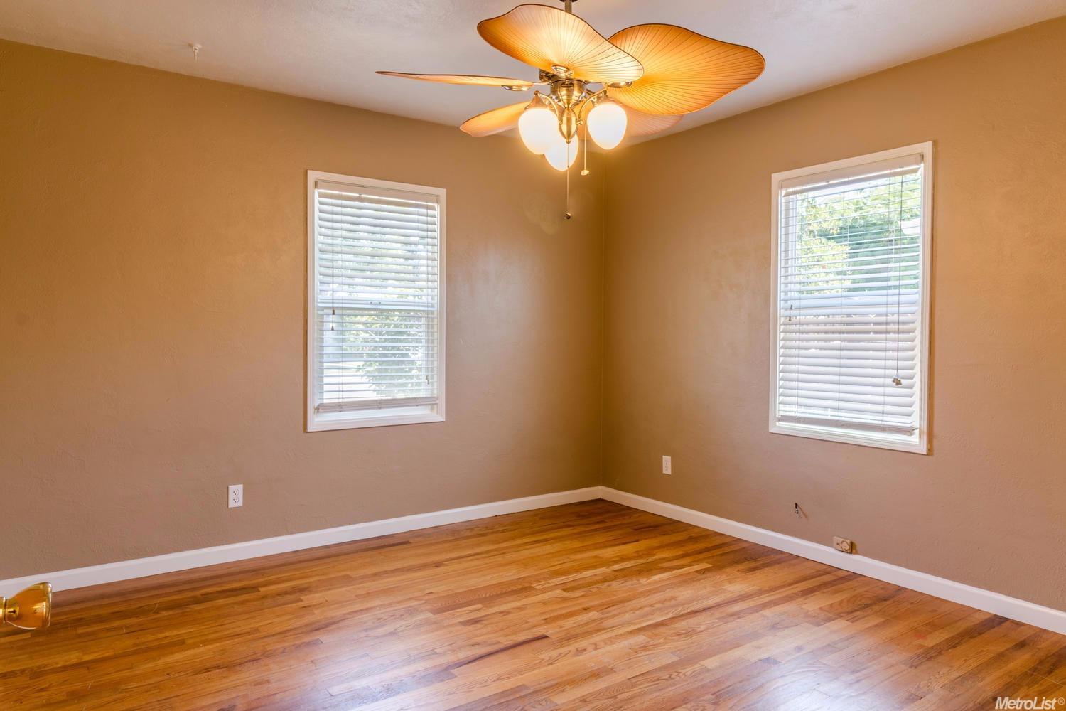 1300 S Crescent Ave, Lodi, CA 95240 photo 14