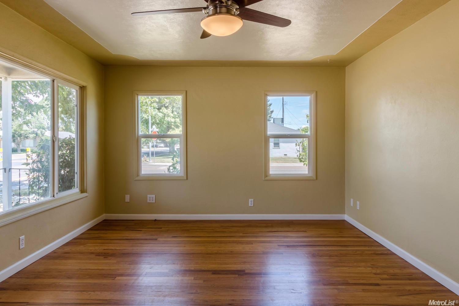 1300 S Crescent Ave, Lodi, CA 95240 photo 4