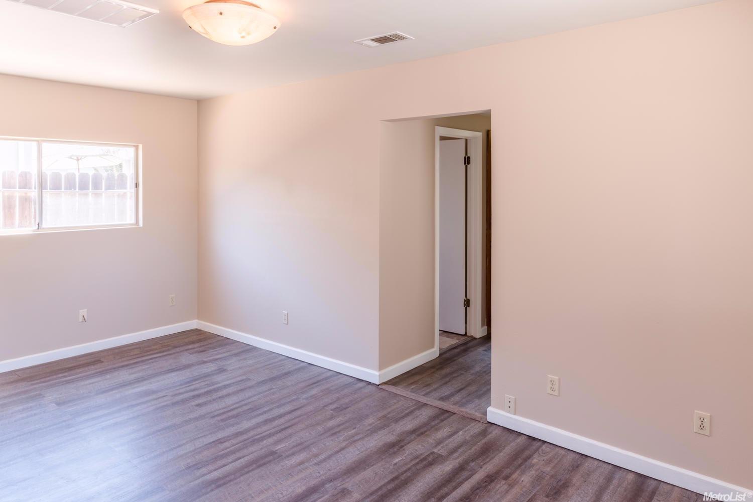 1300 S Crescent Ave, Lodi, CA 95240 photo 16