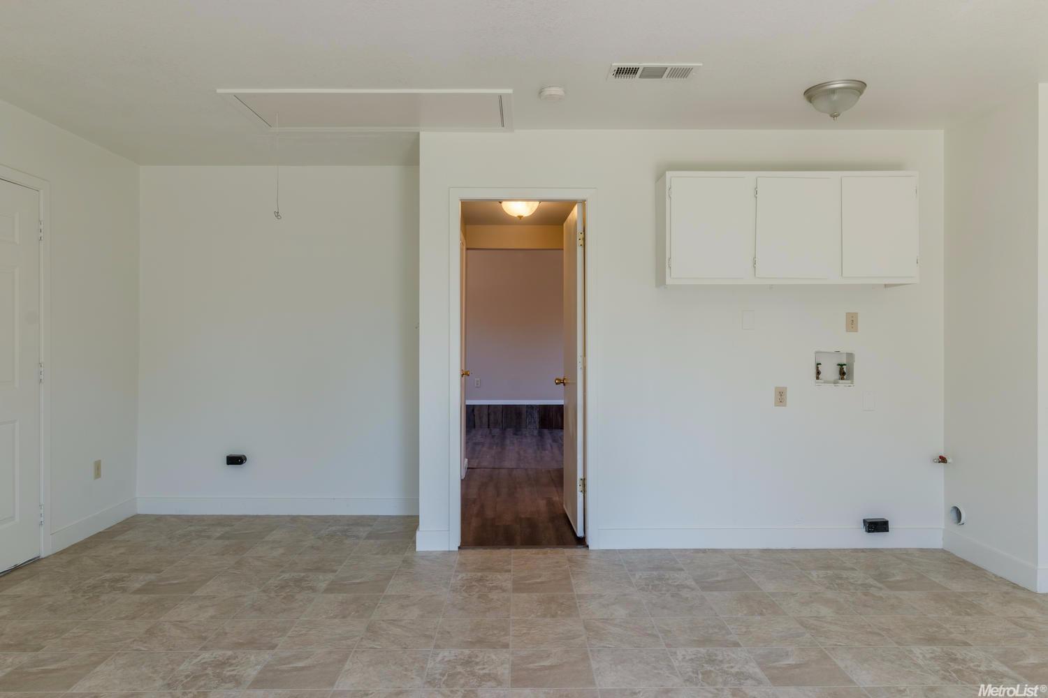 1300 S Crescent Ave, Lodi, CA 95240 photo 19