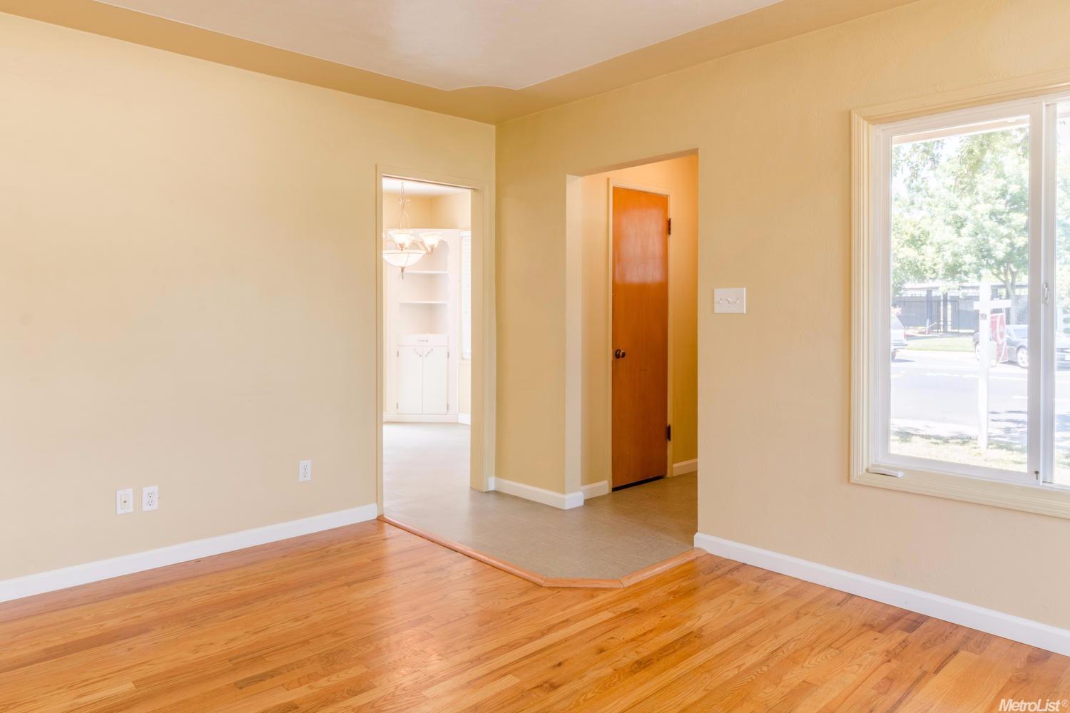 1300 S Crescent Ave, Lodi, CA 95240 photo 6