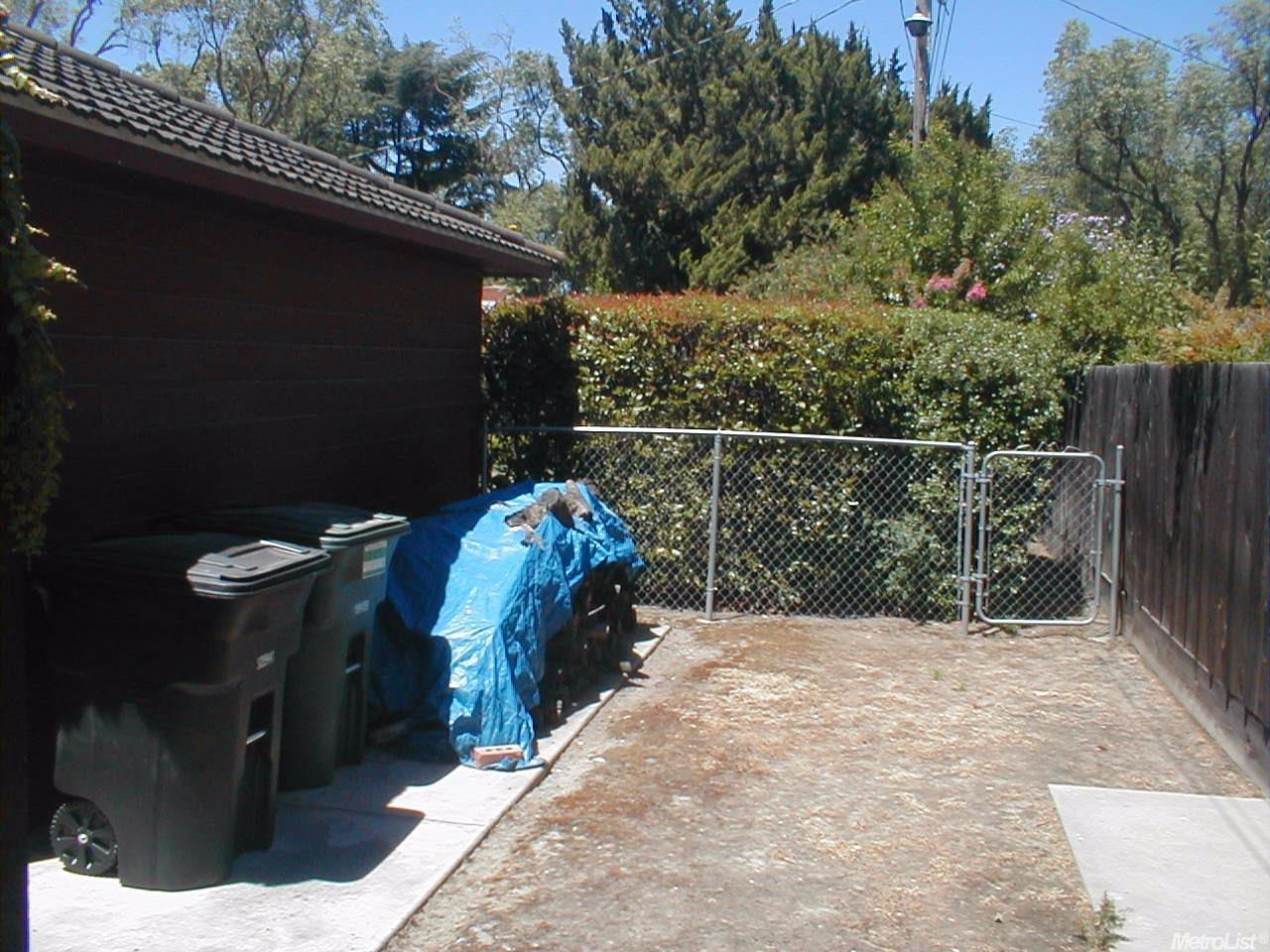 107 Chabot Ct, Modesto, CA 95354 photo 25