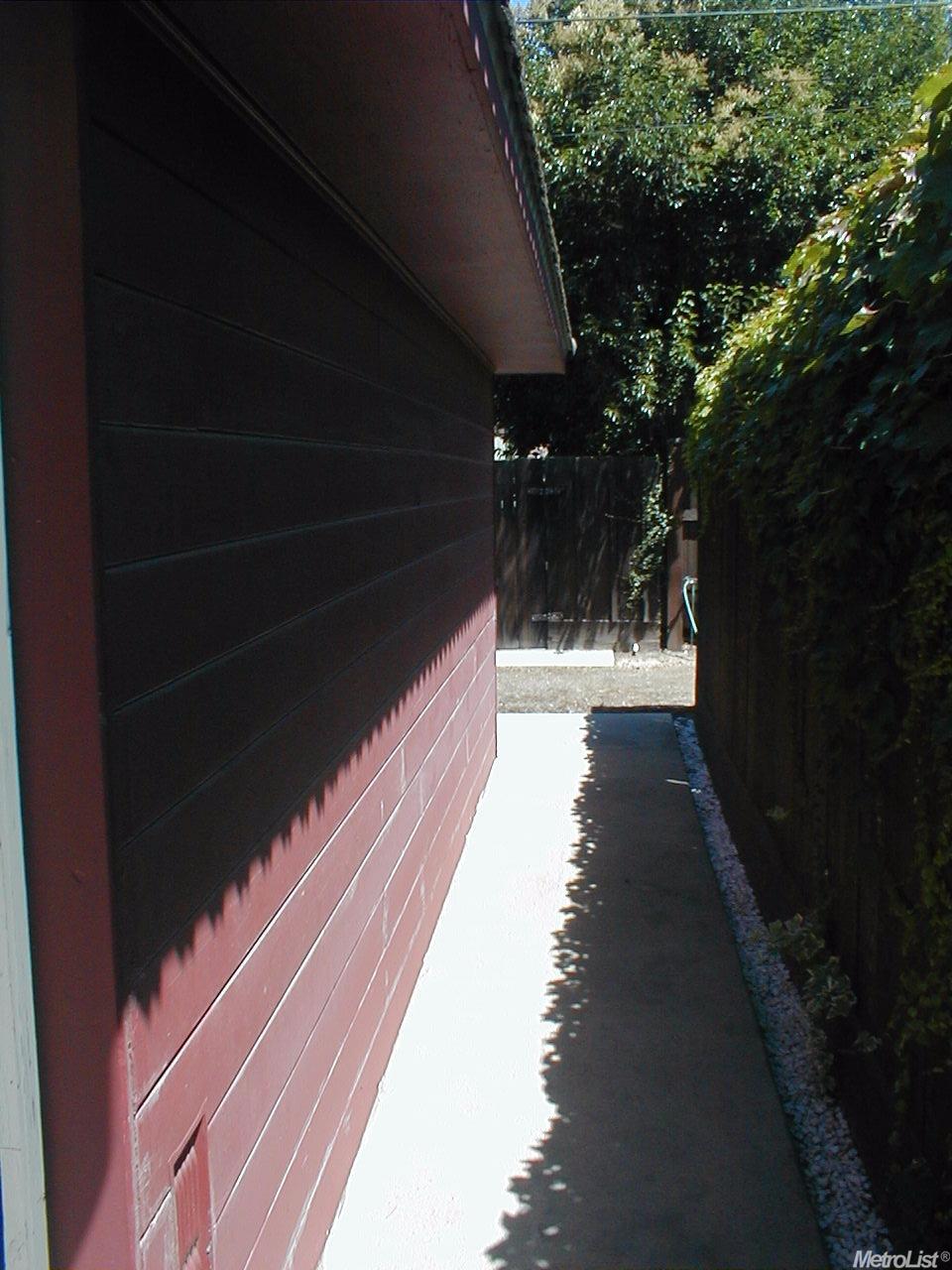 107 Chabot Ct, Modesto, CA 95354 photo 24