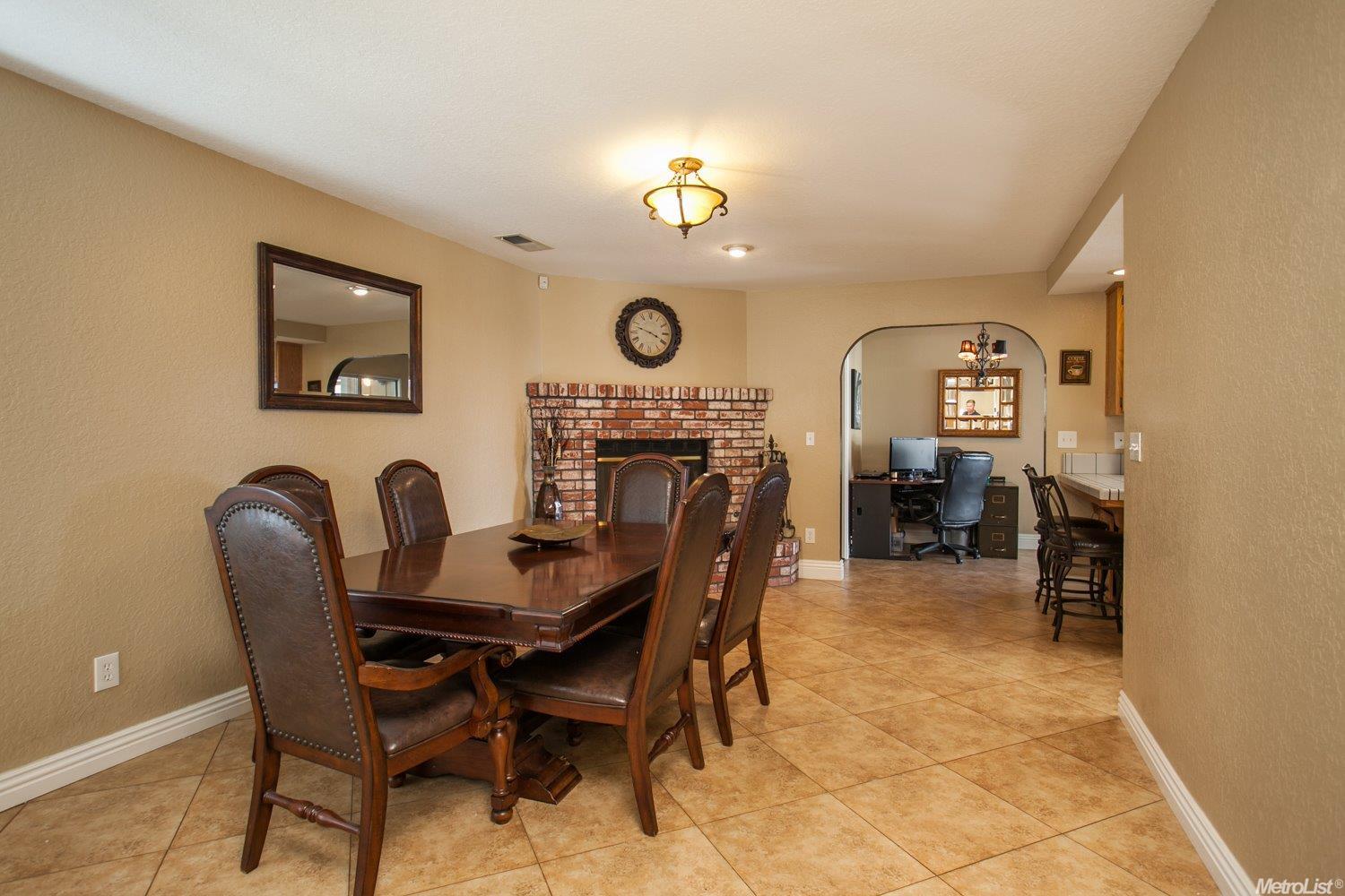 1605 Bear Creek Rd, Modesto, CA 95355 photo 9