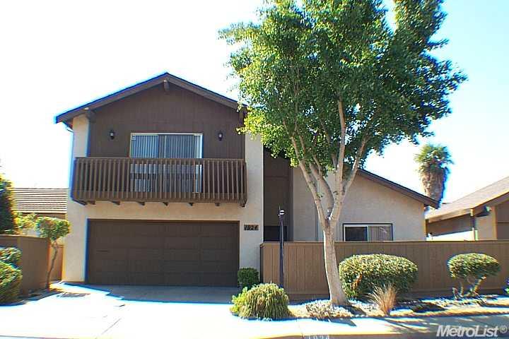 1924 Post Oak Dr, Modesto, CA 95354 photo 1
