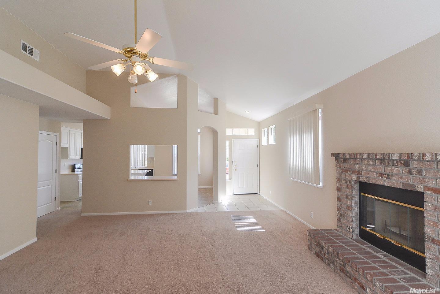 1754 Widmer Ln, Manteca, CA 95336 photo 7