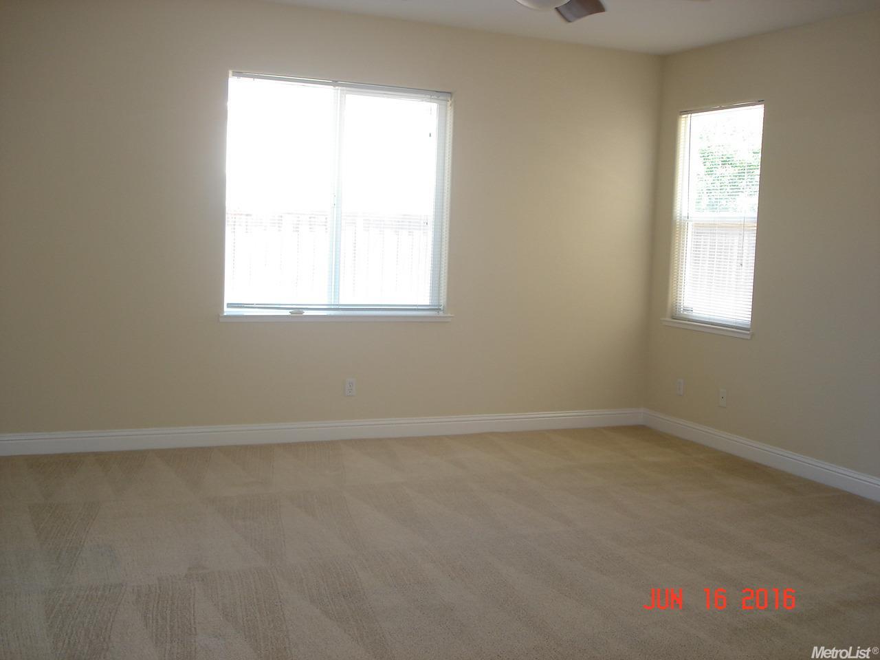 533 Grapevine Pl, Lathrop, CA 95330 photo 5