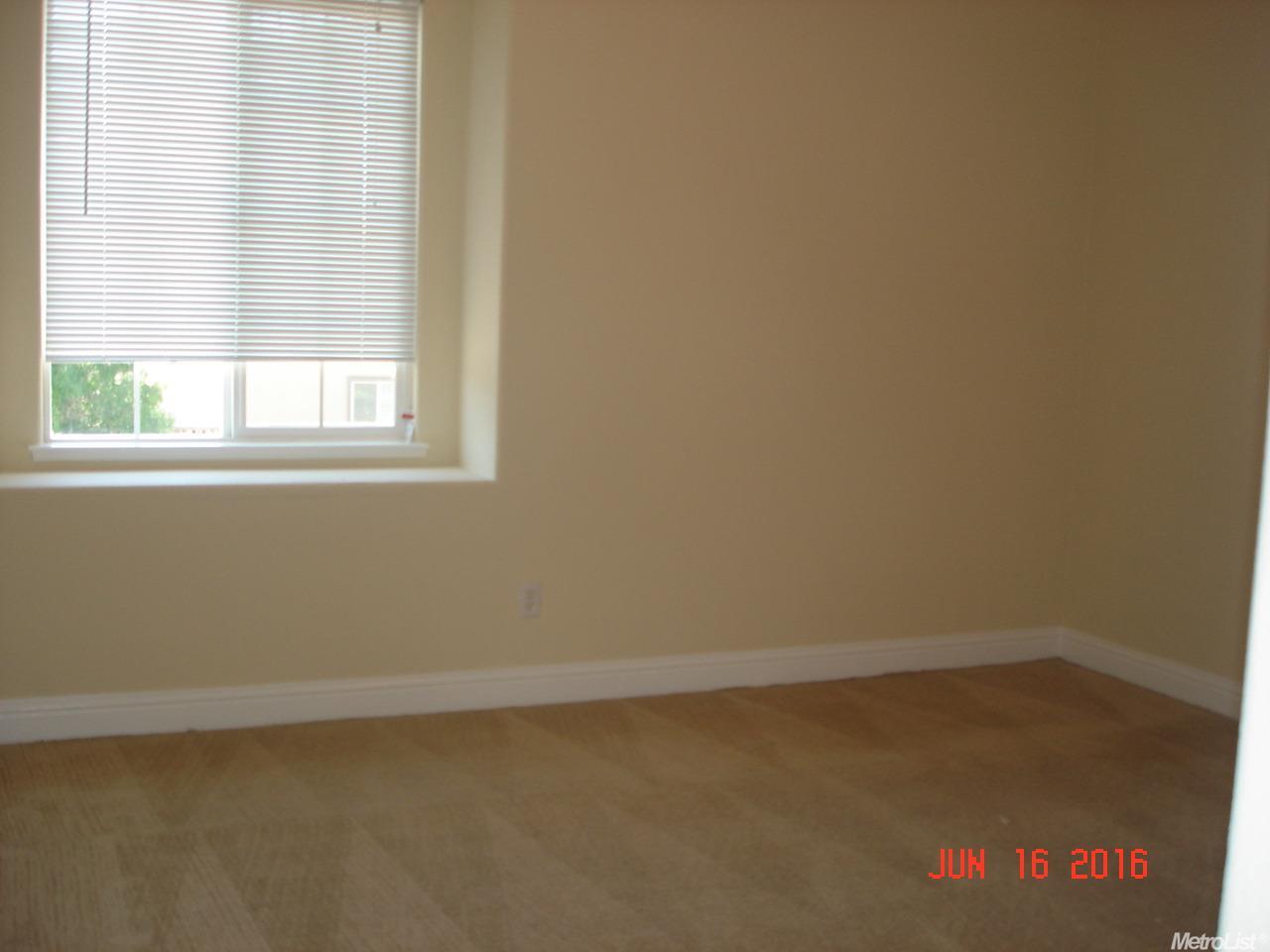 533 Grapevine Pl, Lathrop, CA 95330 photo 18
