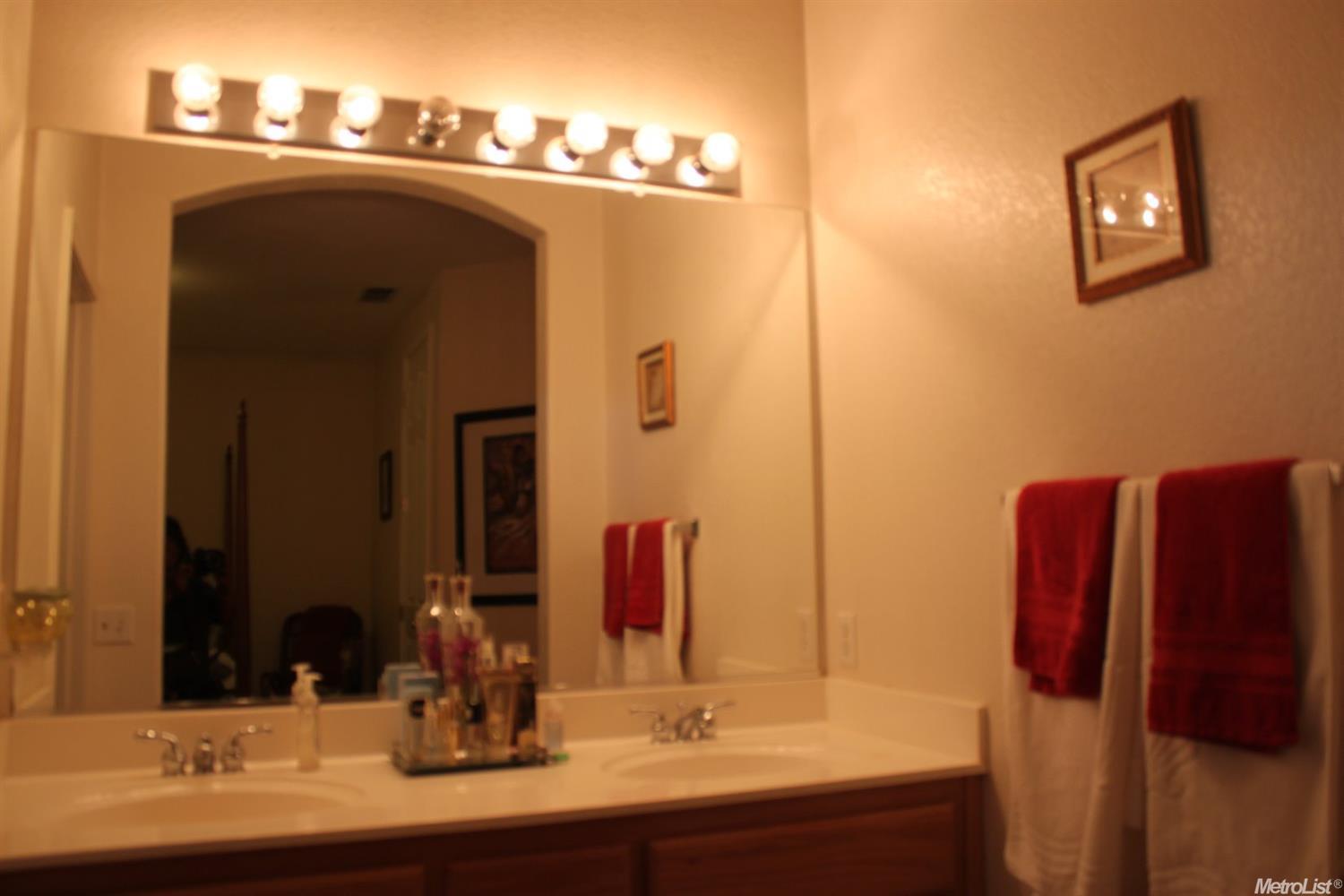 8308 White Spruce Dr, Antelope, CA 95843 photo 7