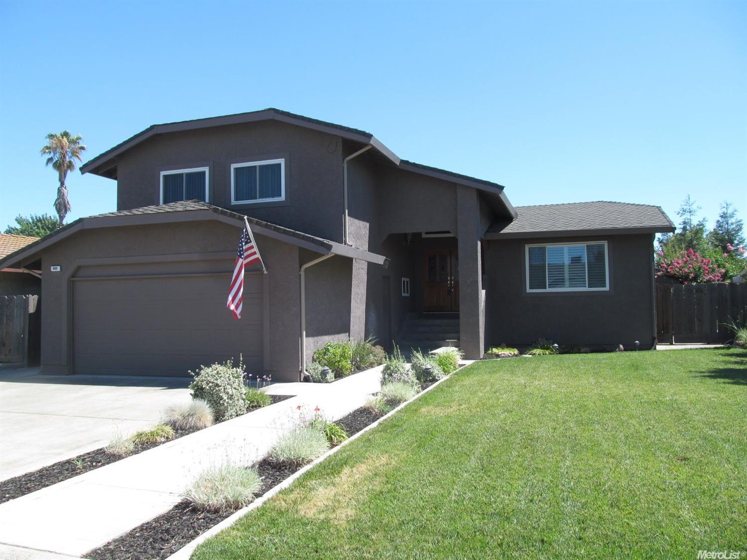 880 Georgetown Ave, Turlock, CA 95382 photo 1