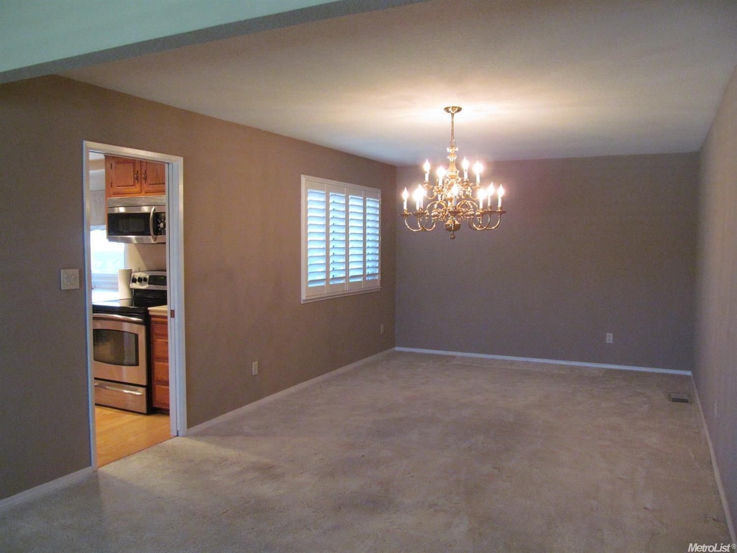 880 Georgetown Ave, Turlock, CA 95382 photo 3