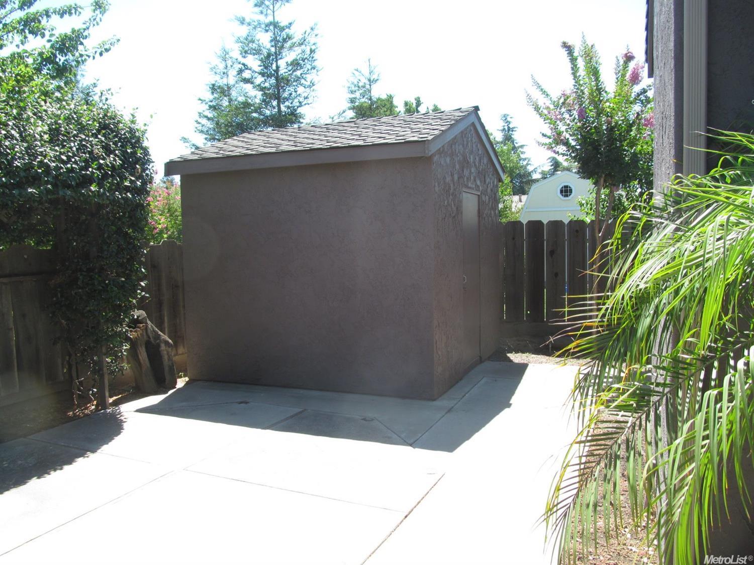 880 Georgetown Ave, Turlock, CA 95382 photo 22
