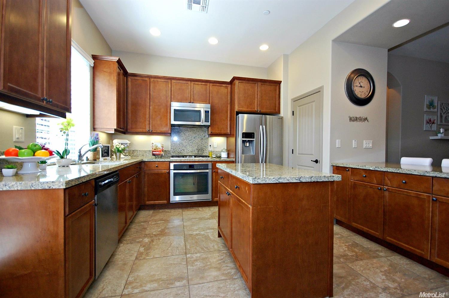 4670 N Berkeley Ave, Turlock, CA 95382 photo 9