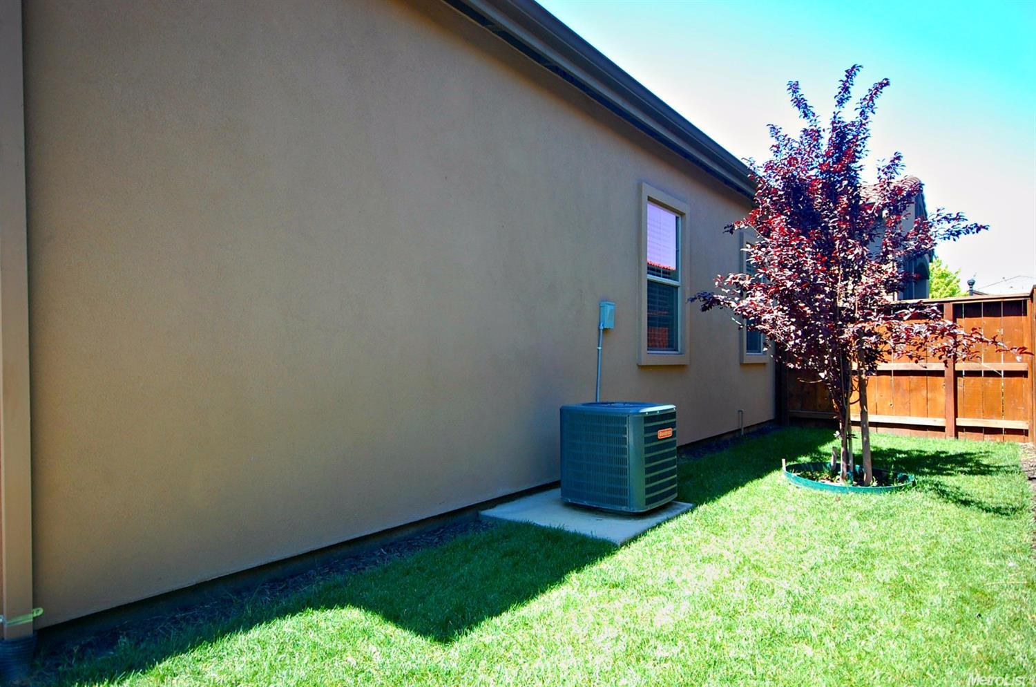 4670 N Berkeley Ave, Turlock, CA 95382 photo 23