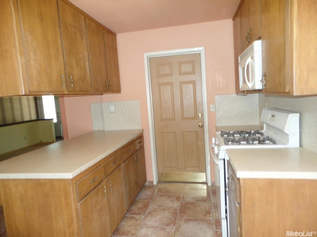 3216 Artz Ct, Modesto, CA 95354 photo 9