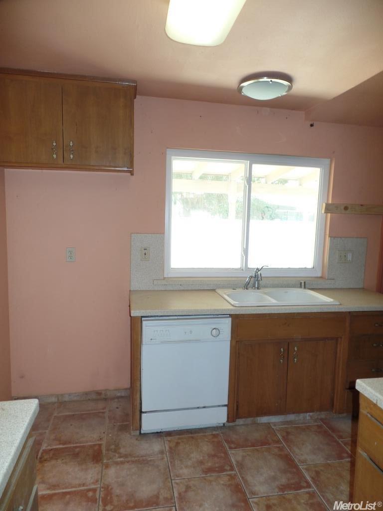 3216 Artz Ct, Modesto, CA 95354 photo 10