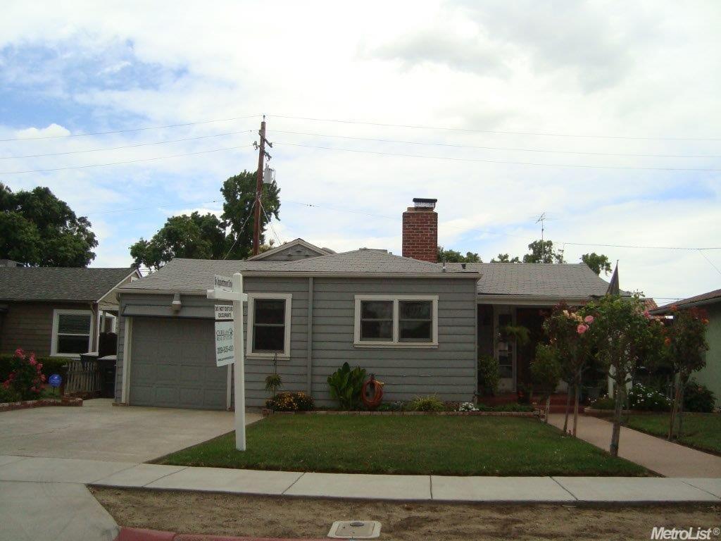 221 E 12th St, Tracy, CA 95376 photo 1
