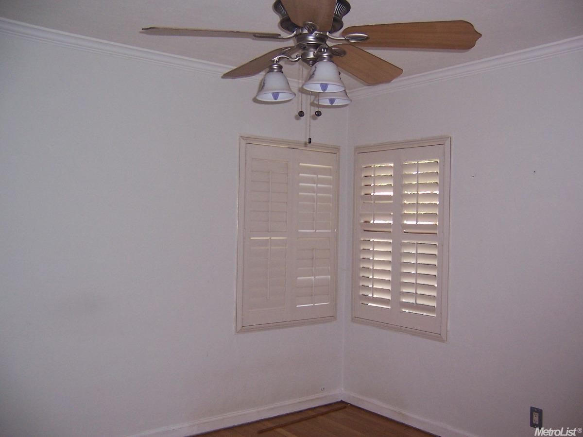 221 E 12th St, Tracy, CA 95376 photo 9