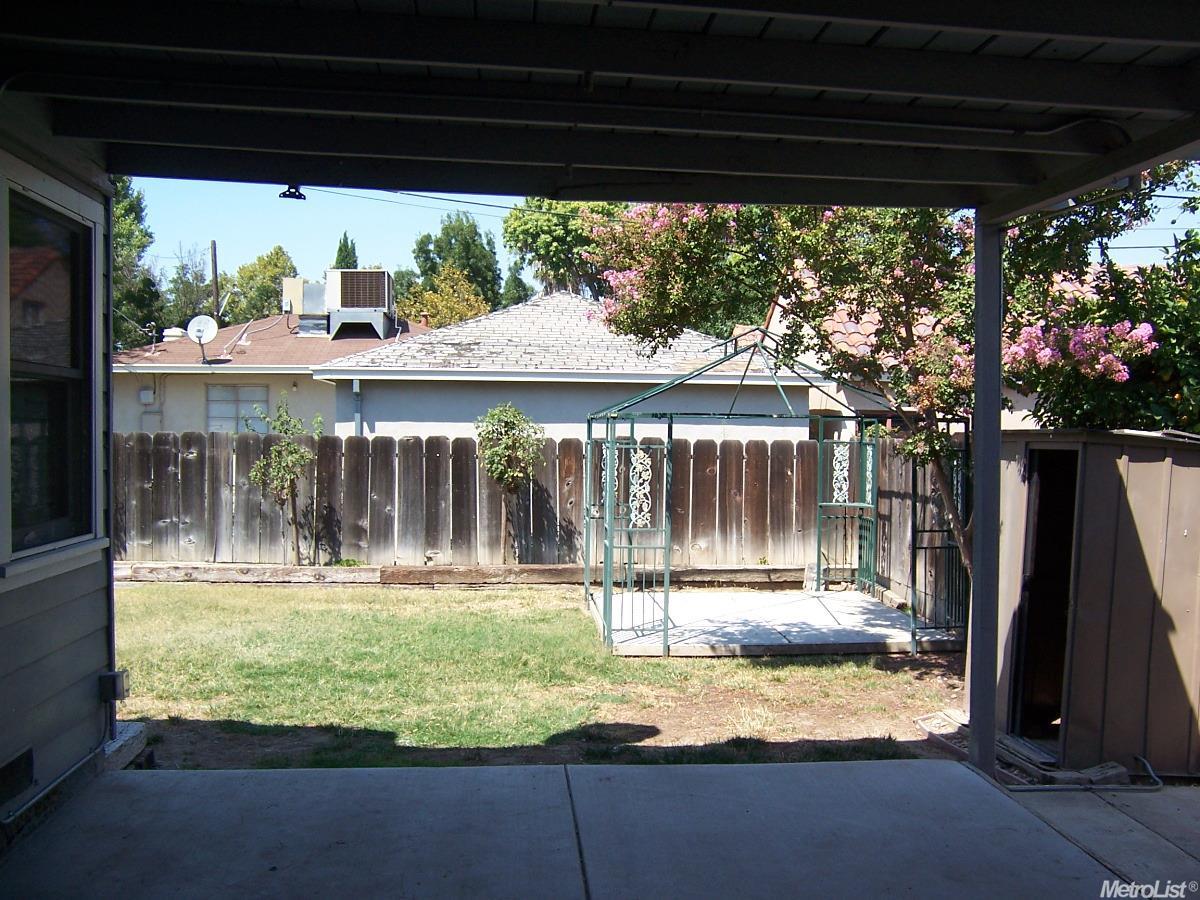 221 E 12th St, Tracy, CA 95376 photo 10