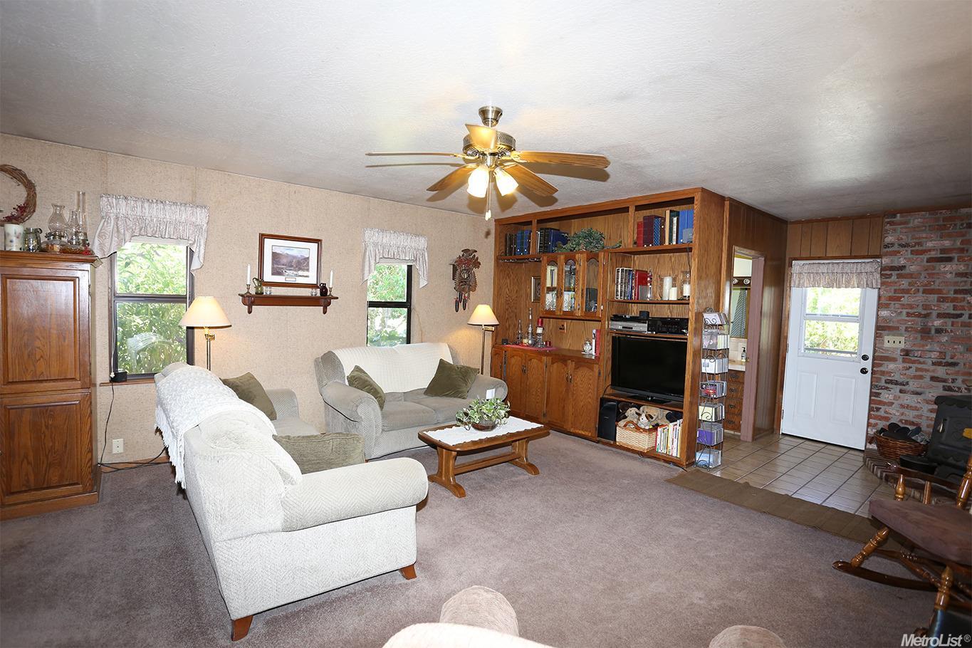 17101 E French Camp Rd, Ripon, CA 95366 photo 7