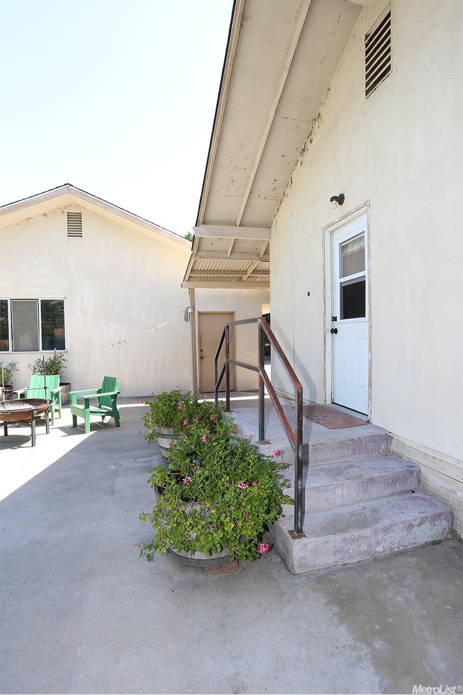 17101 E French Camp Rd, Ripon, CA 95366 photo 6