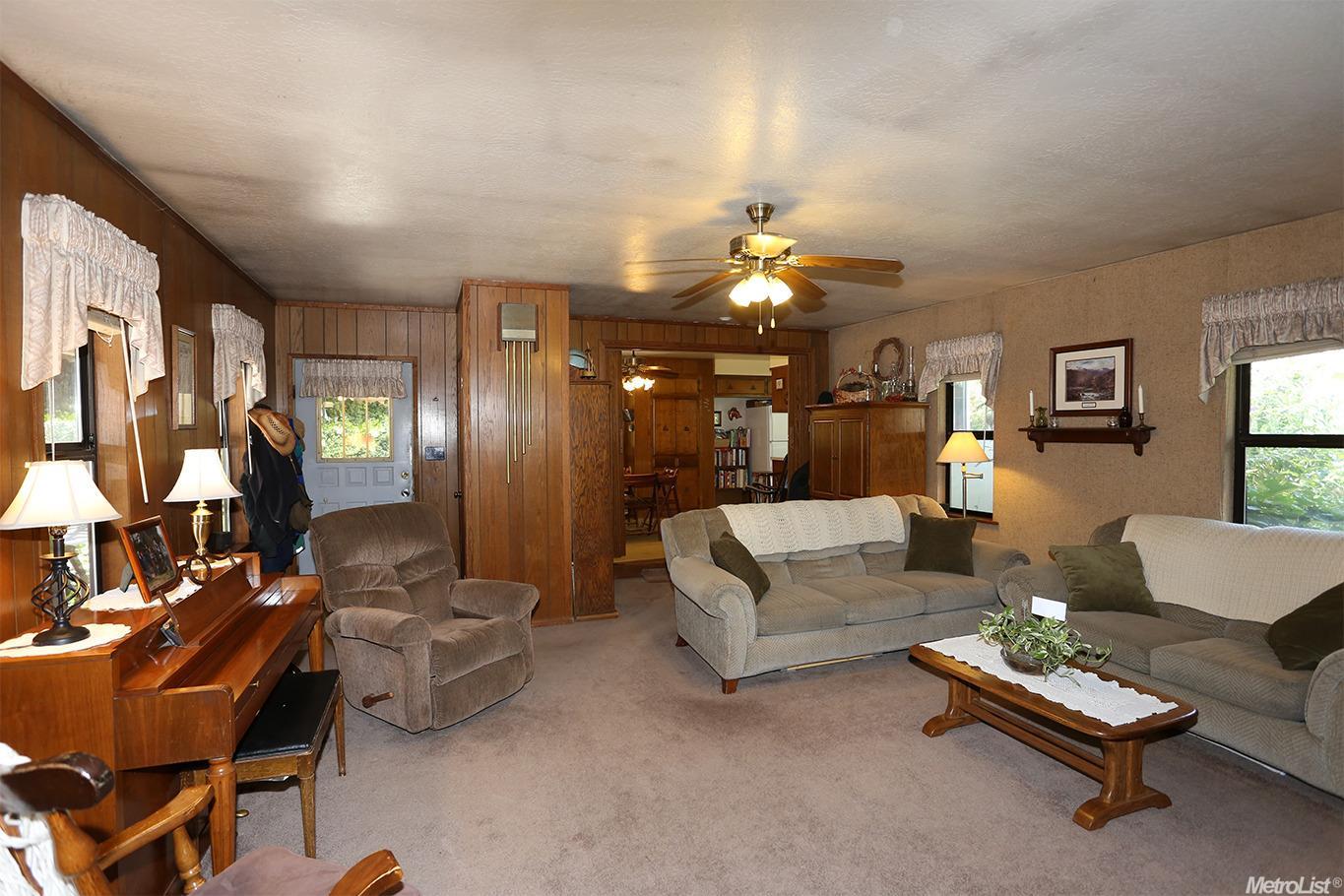 17101 E French Camp Rd, Ripon, CA 95366 photo 8