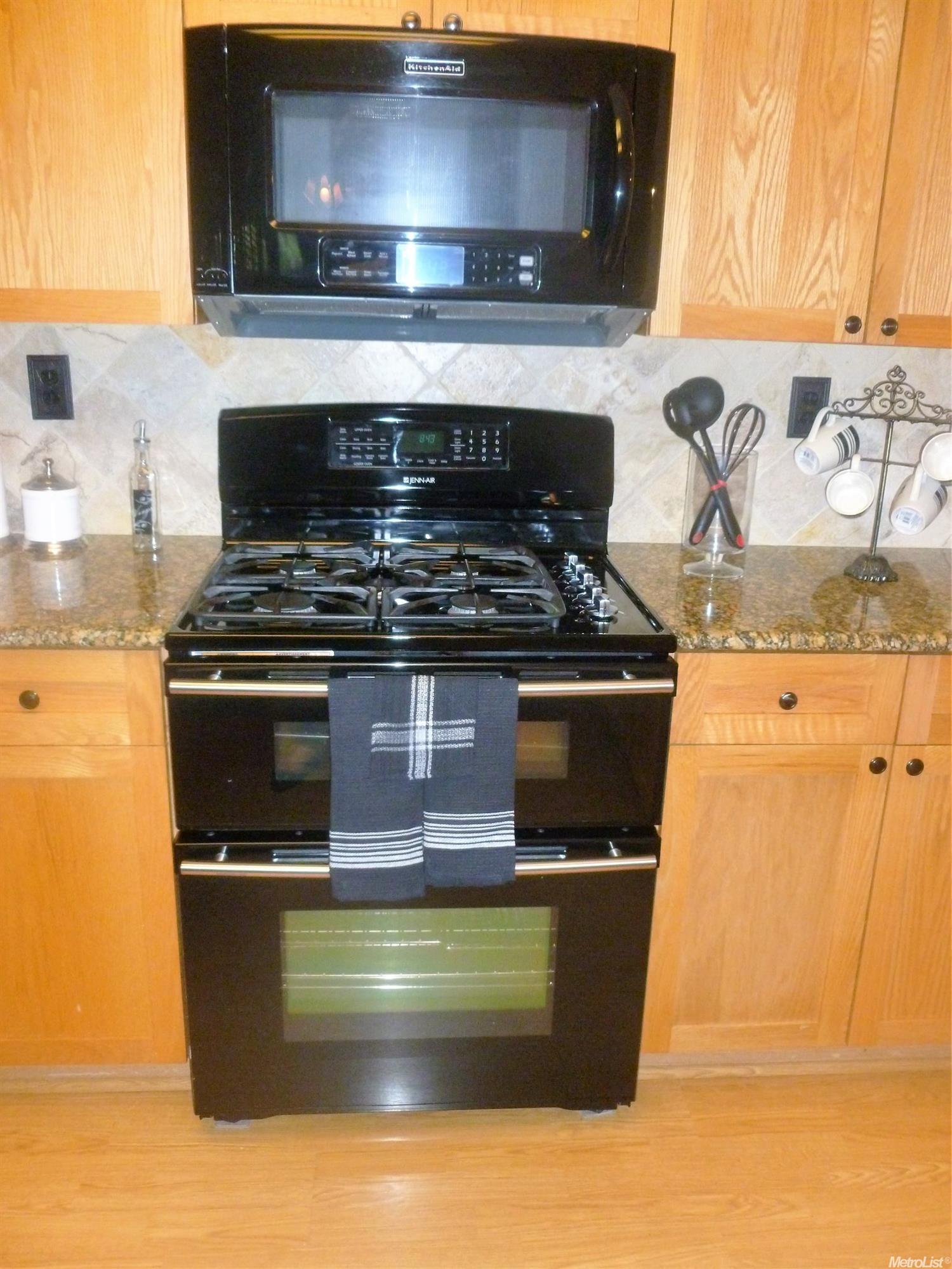 1710 Milestone Cir, Modesto, CA 95357 photo 9