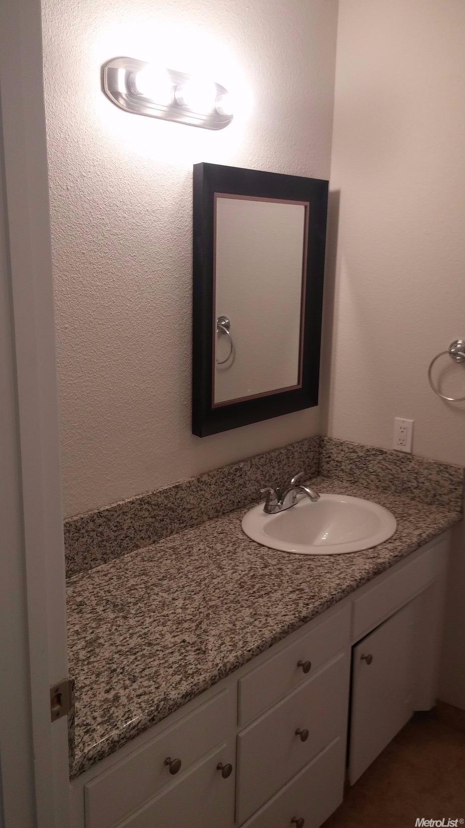 2065 E Marshall St, Turlock, CA 95380 photo 10