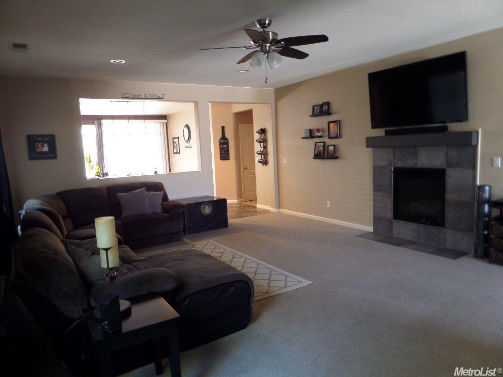 2560 Balmy Ct, Manteca, CA 95337 photo 5