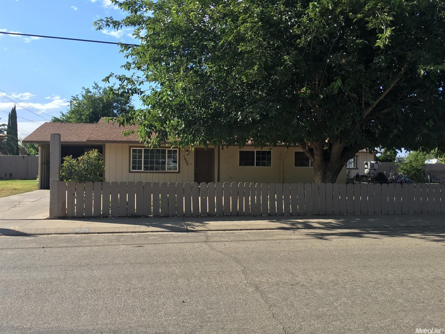 1605 Amelia St, Patterson, CA 95363 photo 2