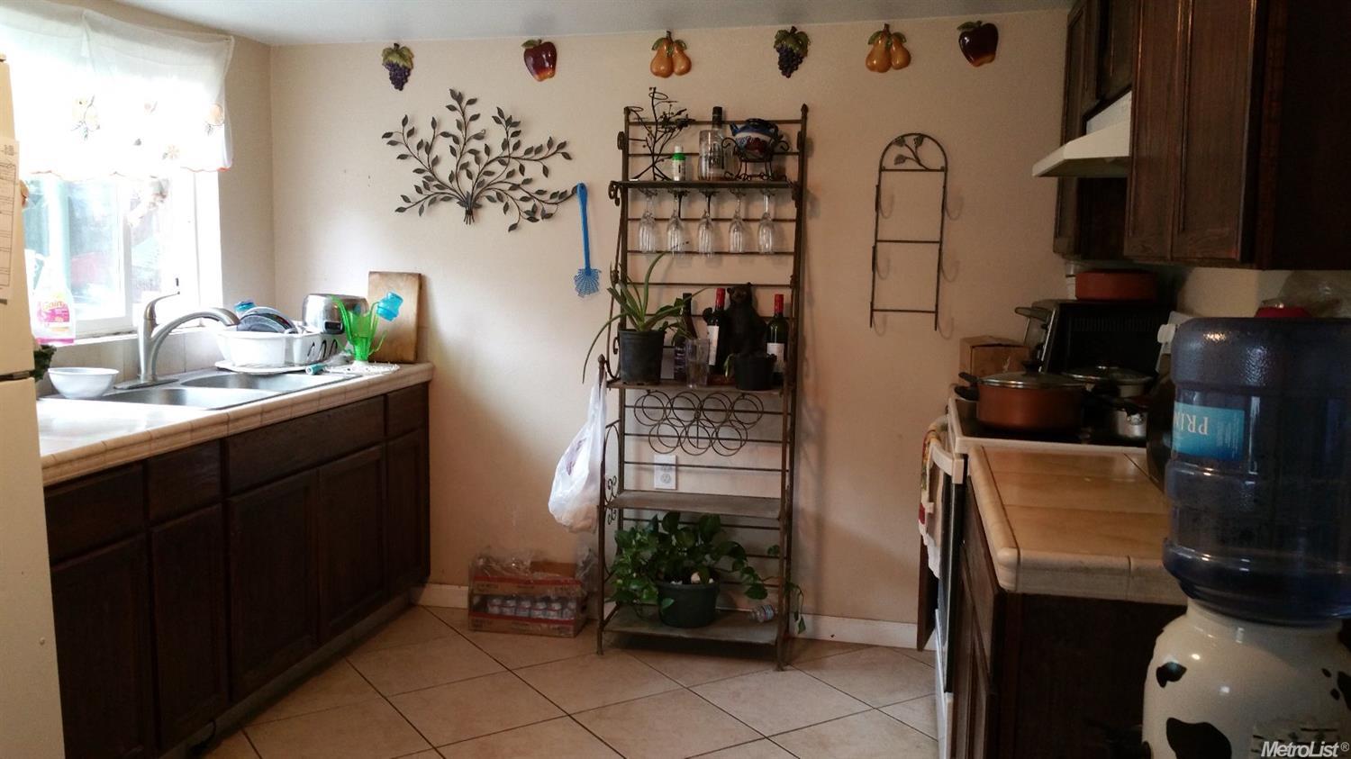 1217 Sam Ave, Modesto, CA 95351 photo 3