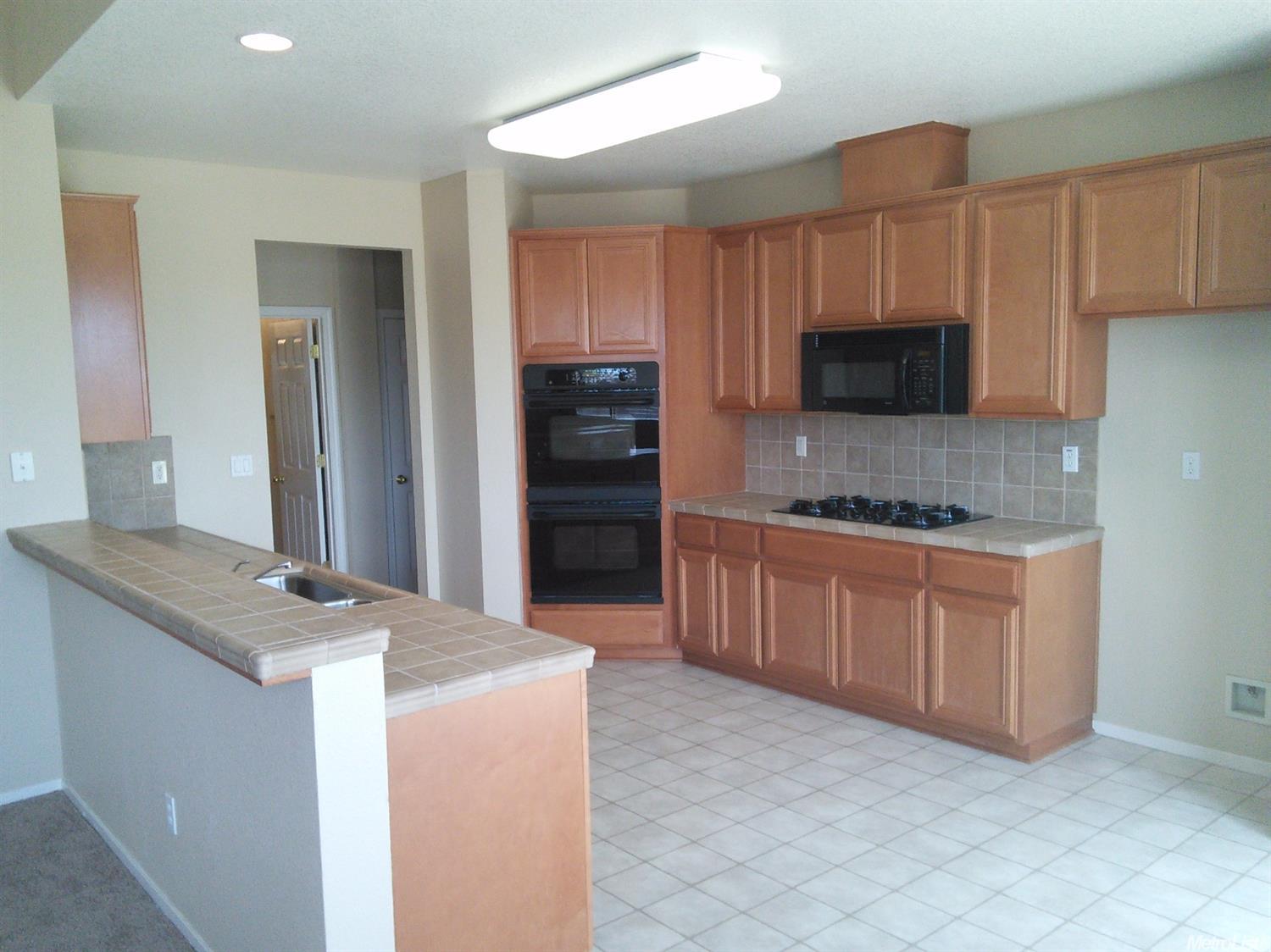 1972 Inderbitzin Way, Manteca, CA 95336 photo 5